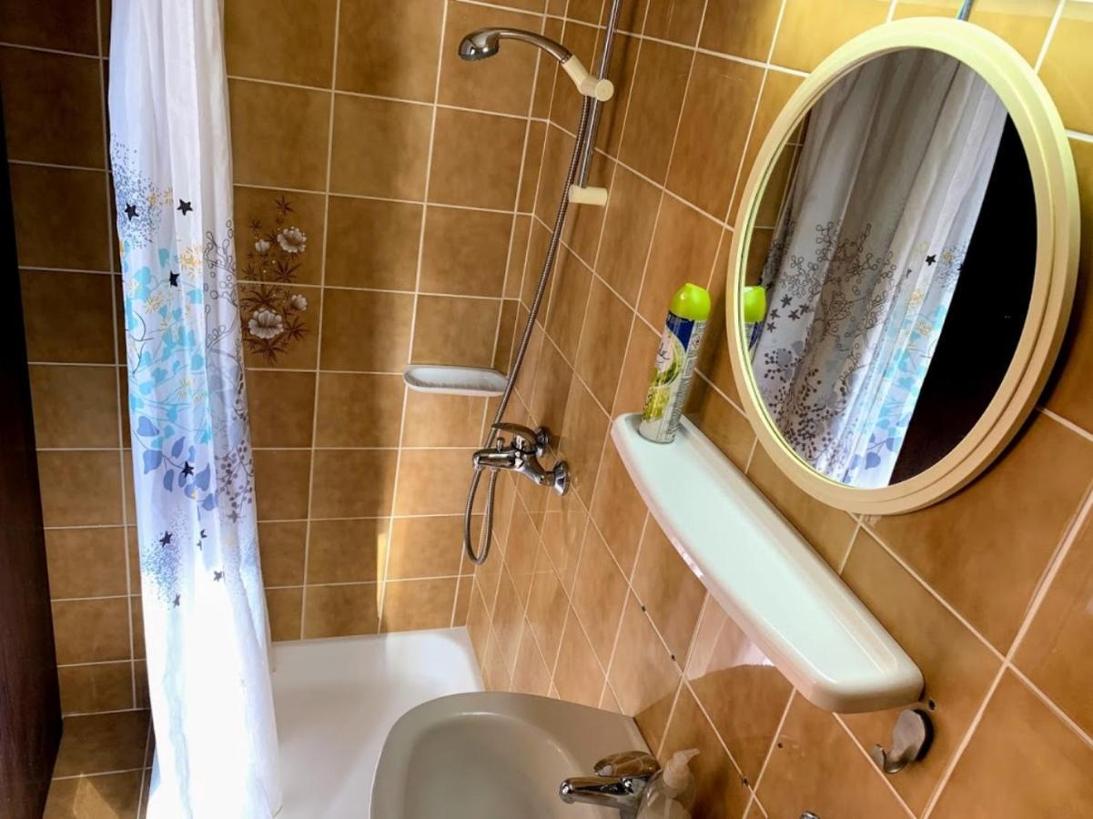 מאקרסקה Obradovic Rooms & Apartments מראה חיצוני תמונה