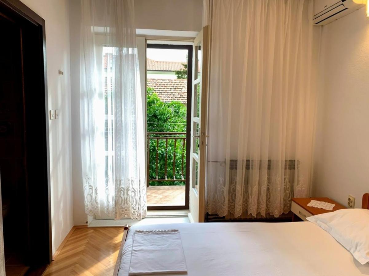 מאקרסקה Obradovic Rooms & Apartments מראה חיצוני תמונה