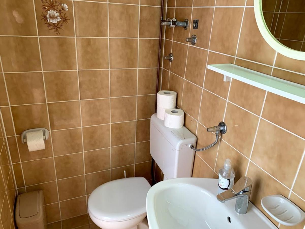 מאקרסקה Obradovic Rooms & Apartments מראה חיצוני תמונה