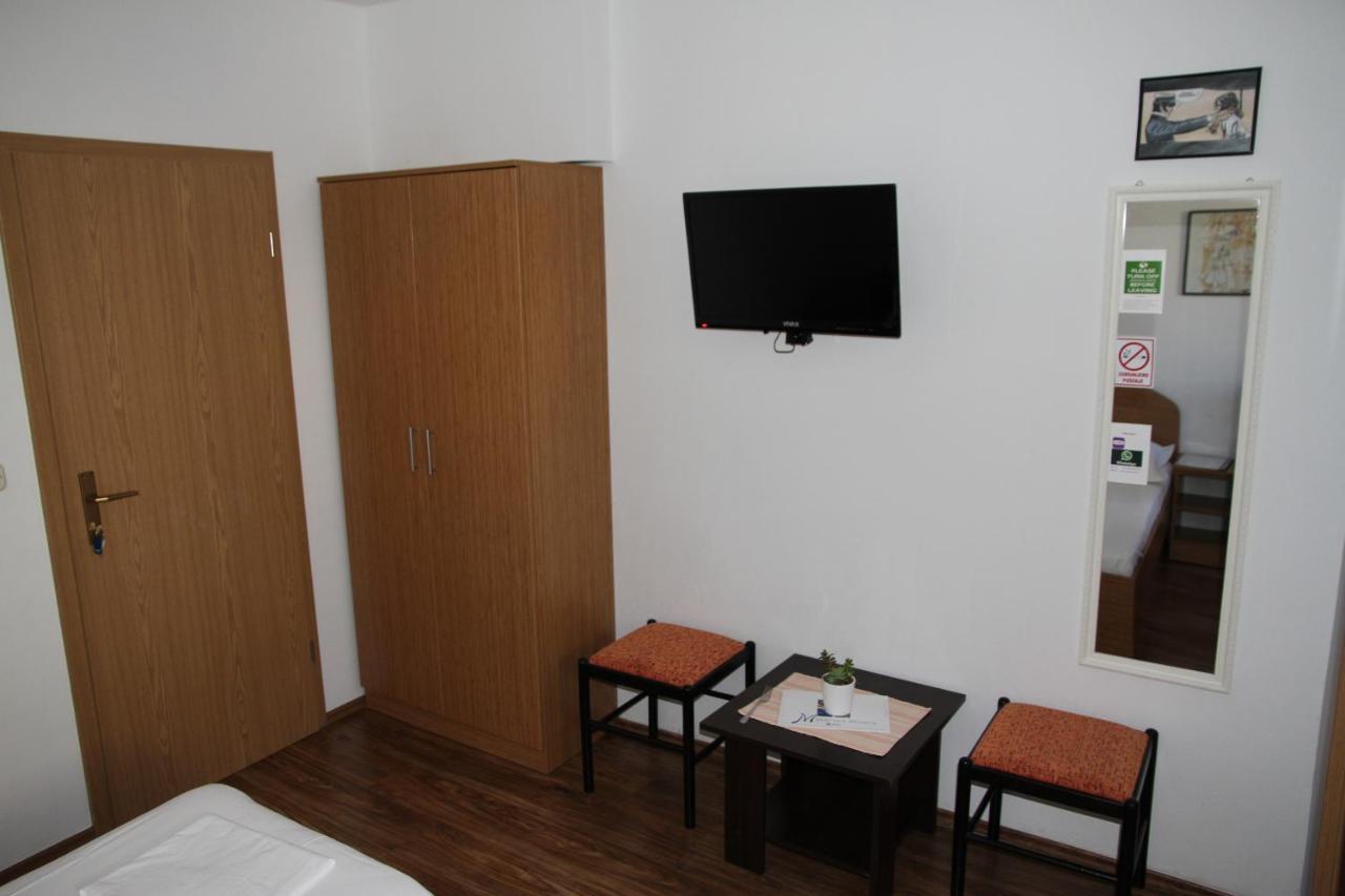מאקרסקה Obradovic Rooms & Apartments מראה חיצוני תמונה
