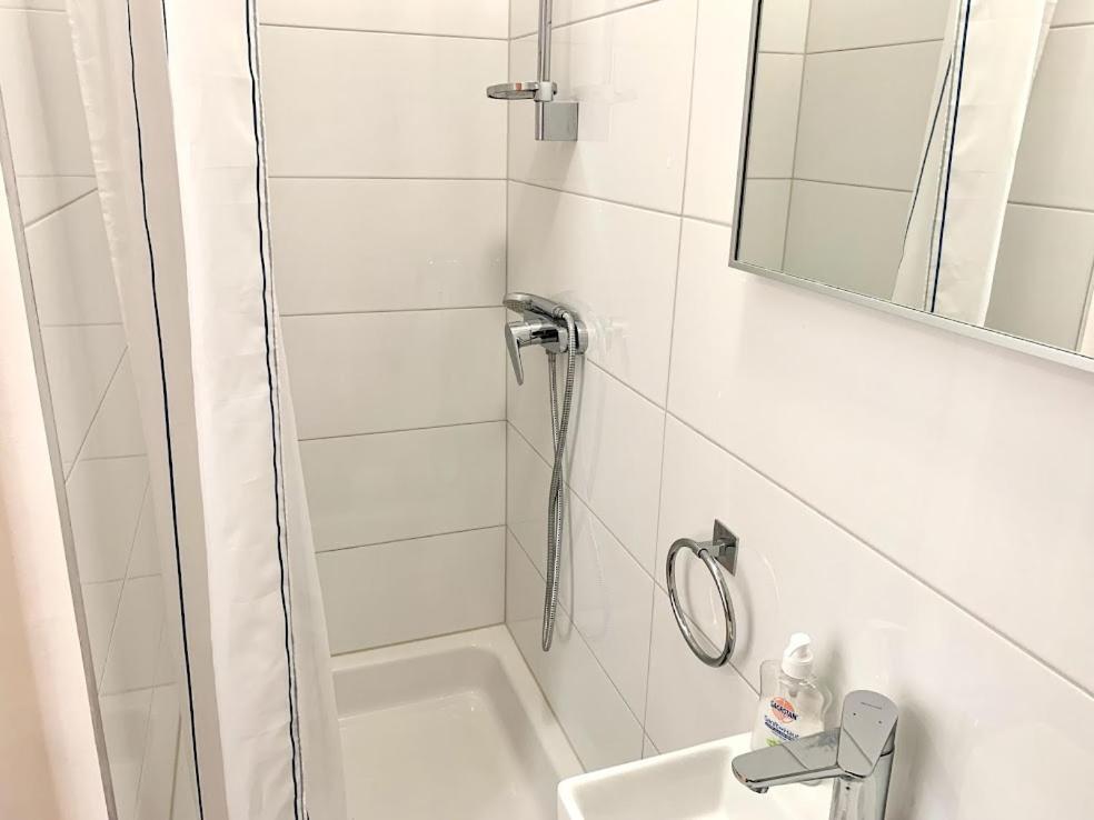 מאקרסקה Obradovic Rooms & Apartments מראה חיצוני תמונה